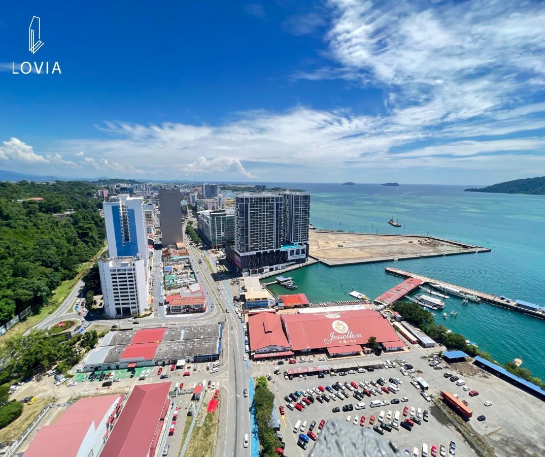 Jesselton Quay Kk Sea View Or City View By Lovia Kota Kinabalu Exteriör bild